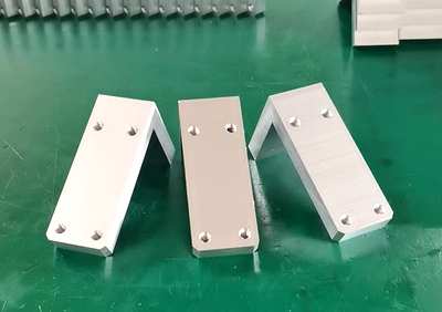 成人看片网站CNC零部件加工成本.jpg 成人看片网站CNC零部件加工成本.jpg