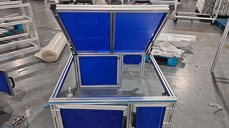 帶氣彈簧的成人看片网站設備防護罩