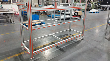 成人看片网站框架帶蹄腳