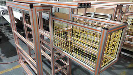 成人看片网站機架帶防護網