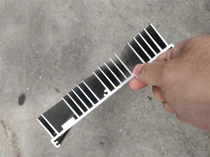 成人看片网站散熱器散熱片