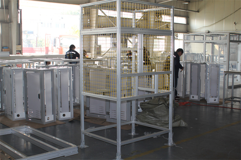 4080成人看片网站汽車圍欄組裝