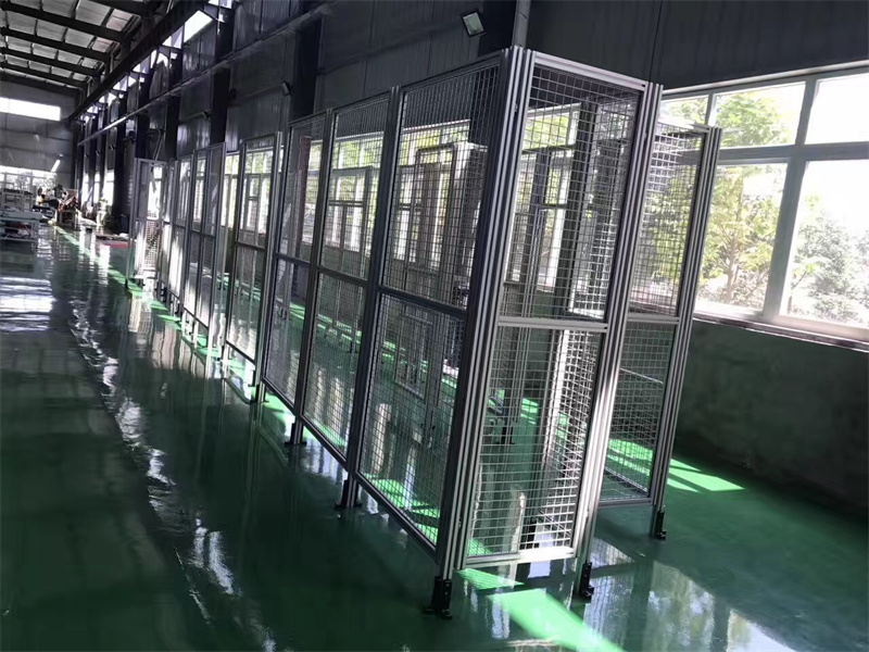 成人看片网站機器圍欄