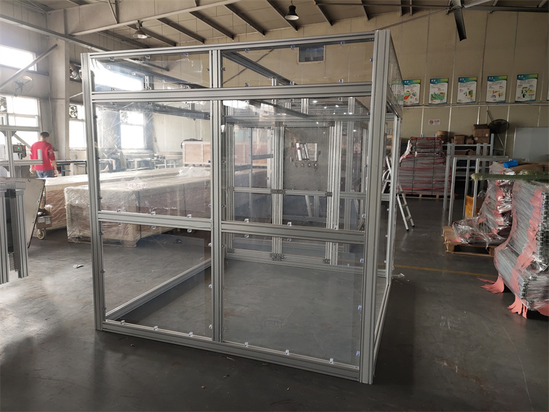 成人看片网站圍欄防護罩